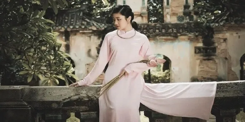 Điều gì tạo nên nét đẹp truyền thống của áo dài Việt