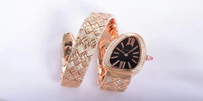 Vẻ đẹp cổ điển của đồng hồ nữ của Bvlgari